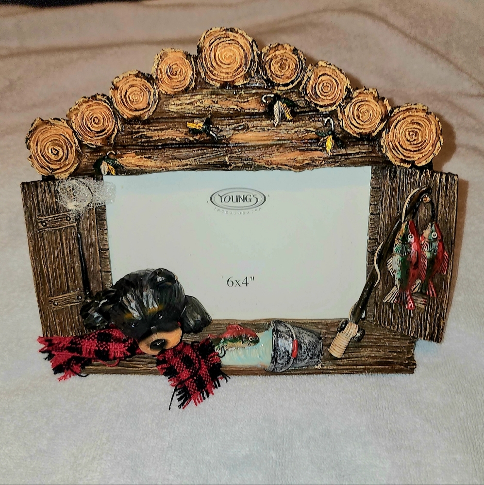 3D 6x4 picture frame, cabin, fishing, bear